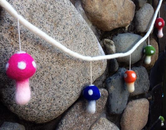 Felt Rainbow Toadstool Garland1
